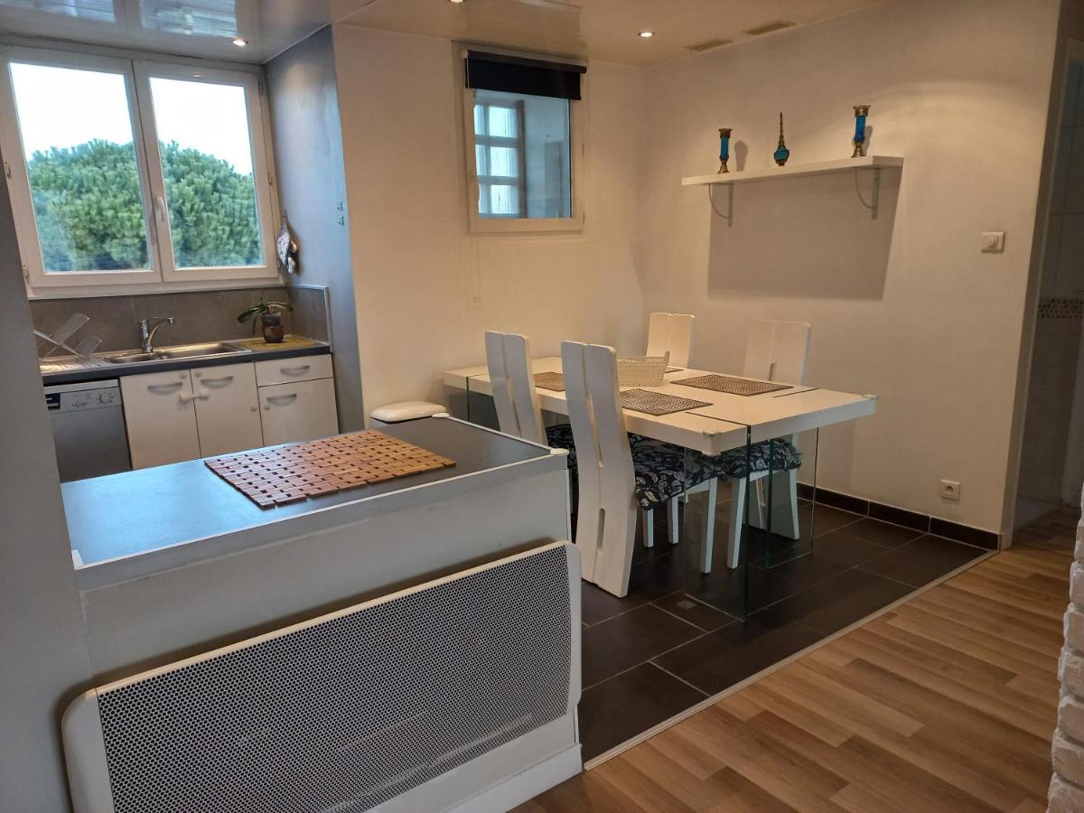"L'Hippocampe", Climatise, 60 M2 , 2 Chambres, Tres Calme, Plage Des Sablettes Et Commerces A 3 Minutes A Pied, Wifi, Parking Gratuit, Lit King Size ลาแซน-ซูร์-แมร์ ภายนอก รูปภาพ