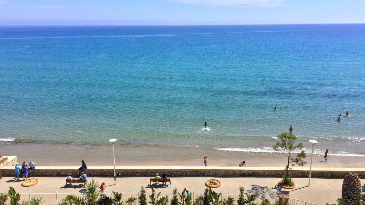 "L'Hippocampe", Climatise, 60 M2 , 2 Chambres, Tres Calme, Plage Des Sablettes Et Commerces A 3 Minutes A Pied, Wifi, Parking Gratuit, Lit King Size ลาแซน-ซูร์-แมร์ ภายนอก รูปภาพ